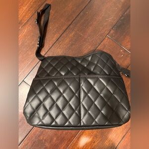 Quilted Car Storage in between Front Seats Bag - Black faux NWOT